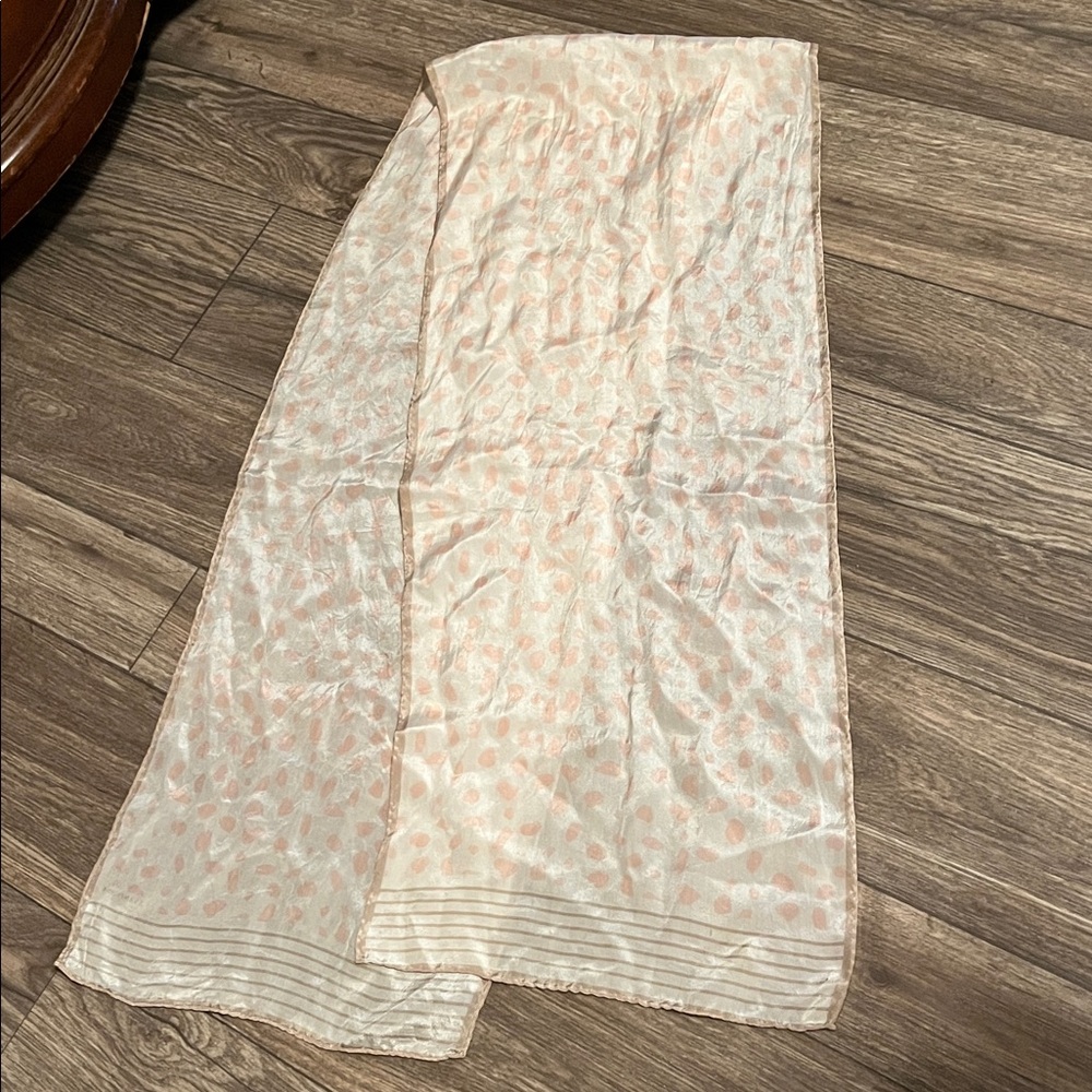 Elegant Cream and Pink Scarf